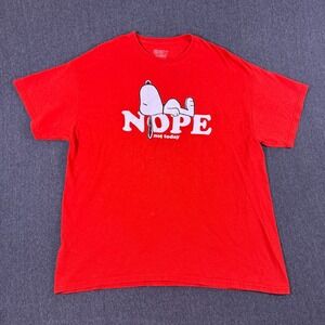 Peanuts Mens Red Snoopy Nope Not Today Crew Neck Hybrid Graphic T-Shirt Size XL‎